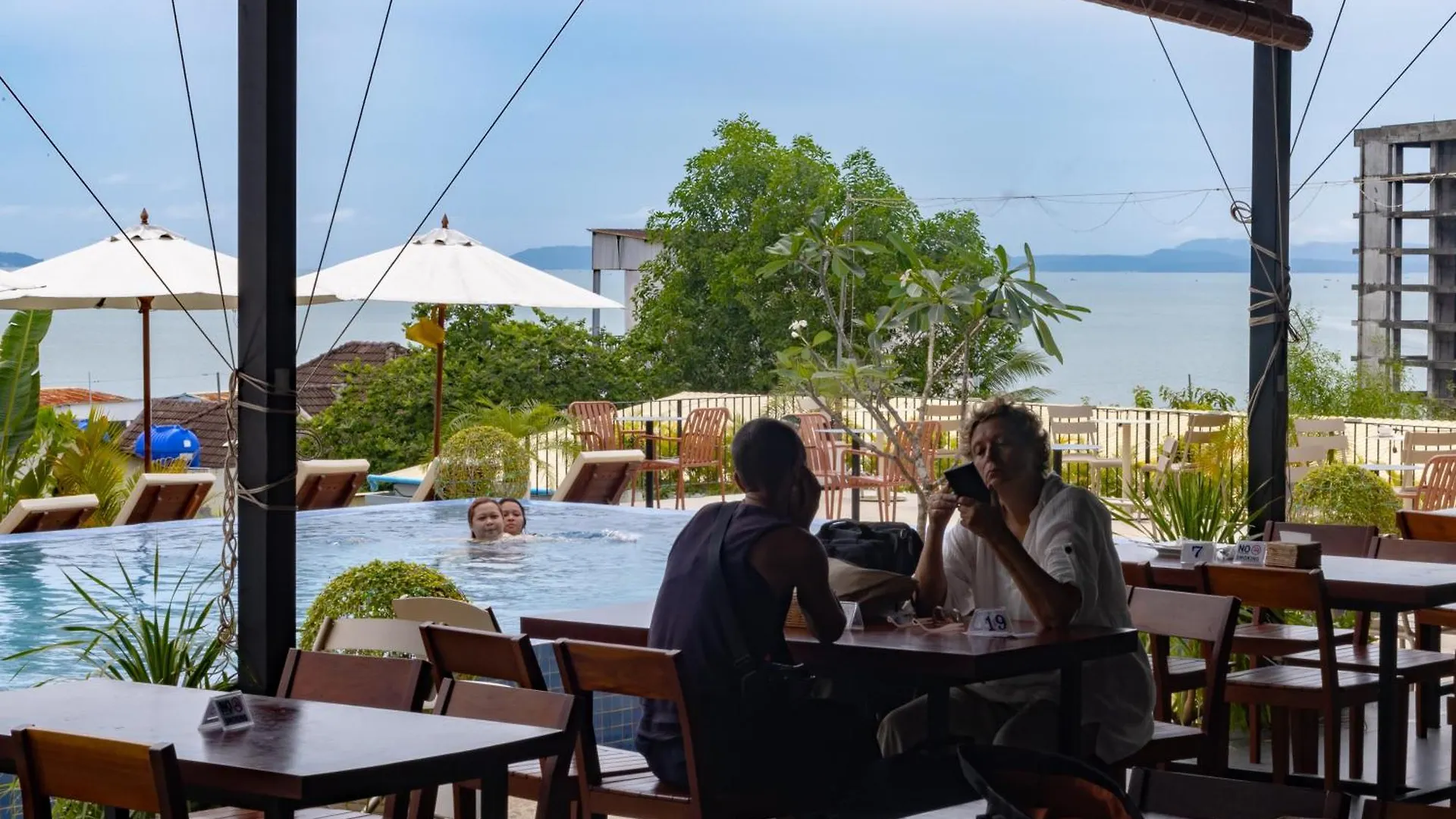 Hostel Onederz Sihanoukville - 10 Mins Walk From The Tourism Pier