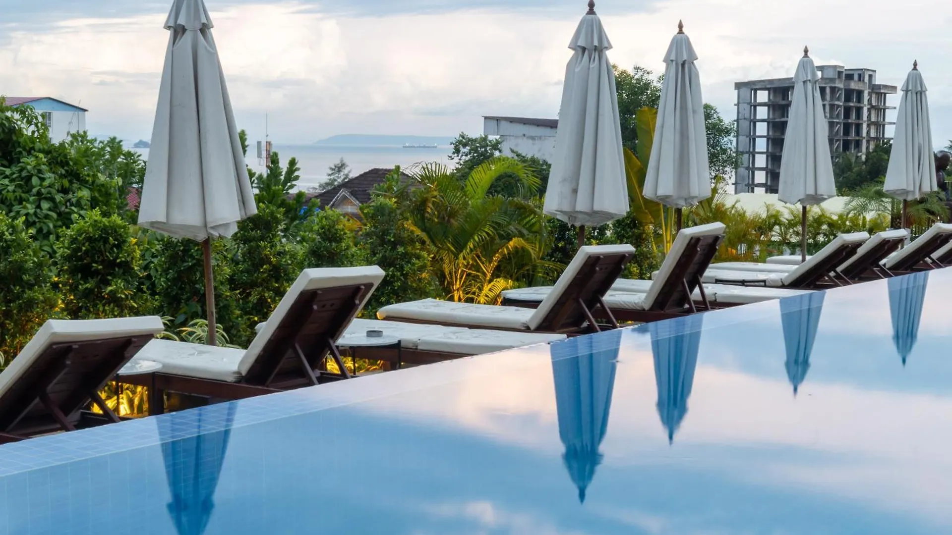 Onederz Sihanoukville - 10 Mins Walk From The Tourism Pier